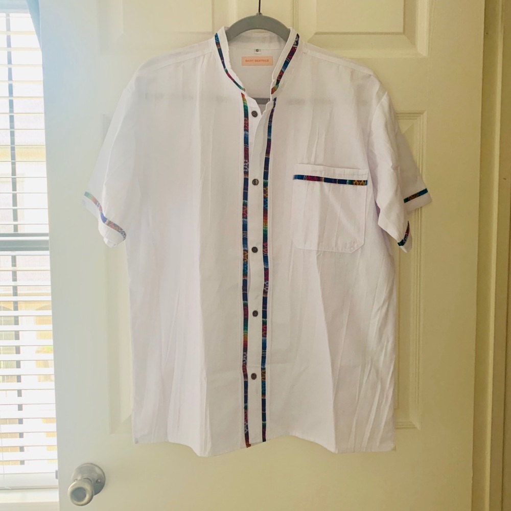 NWOT Men’s Guayabera Buttoned Collared Shirt